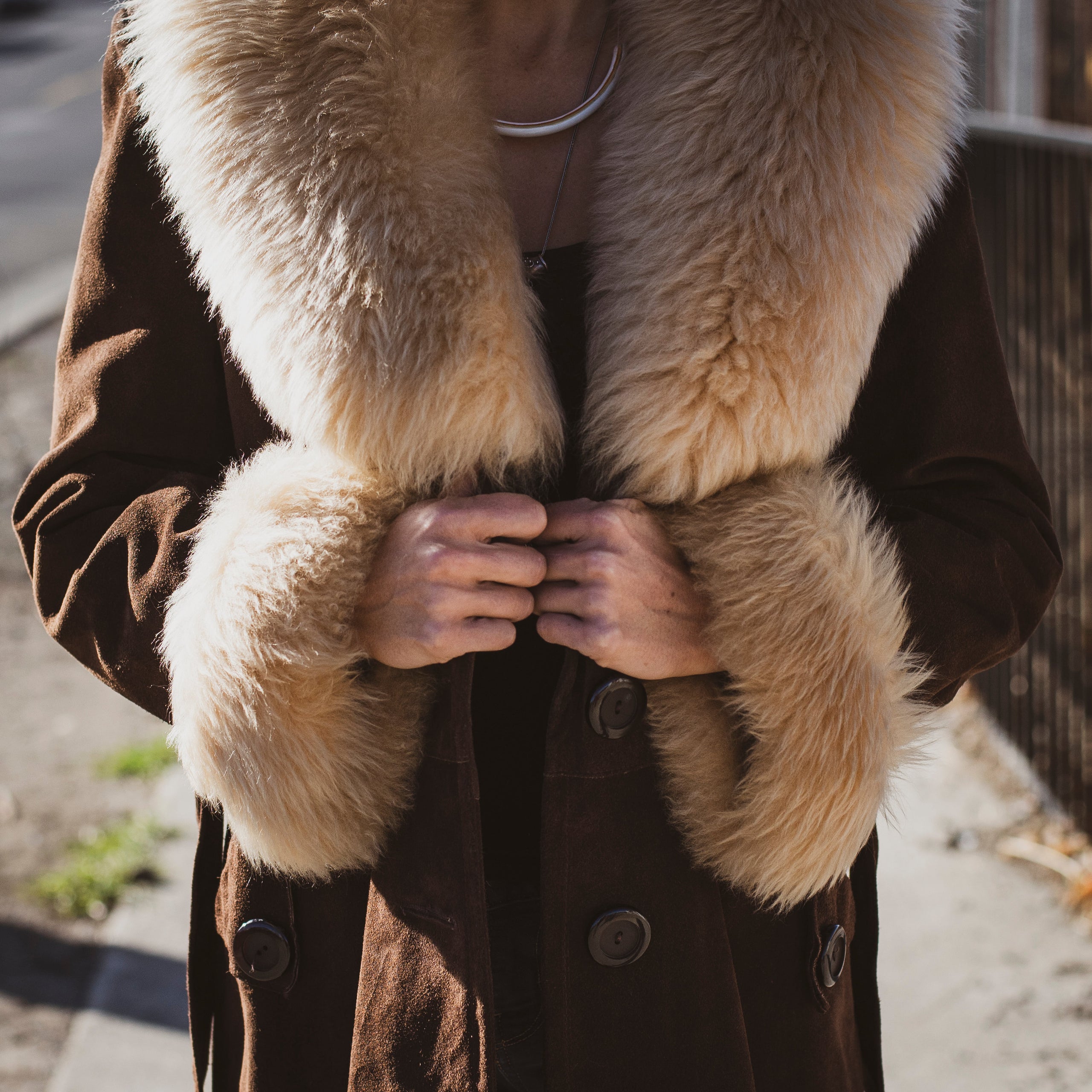 Vintage suede coat with fur collar cheap